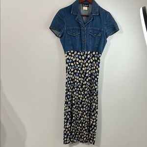 Vintage Denim Floral Button-Down Dress – Size 7 Made In USA